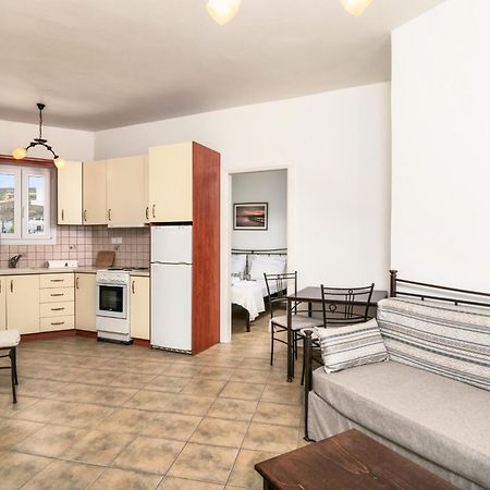 Livanios Studios Adamantas  Buitenkant foto